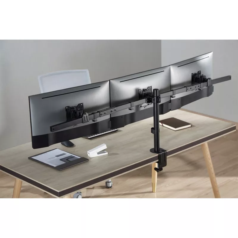 InLine pöytäteline 3x TV / LED / TFT-näytölle enintään 81cm 32 tuumaa max. 7kg