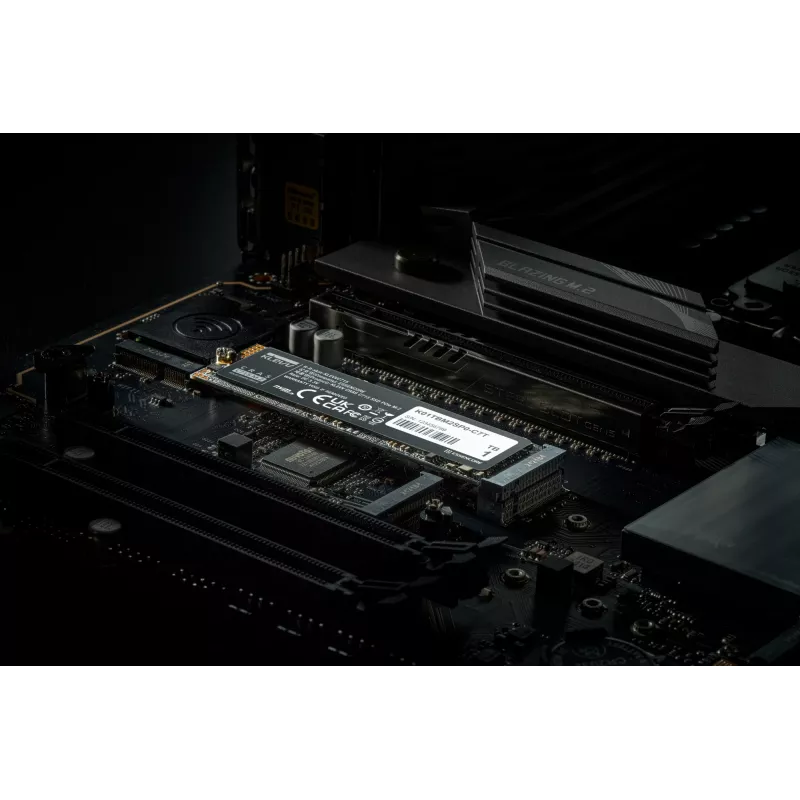 SSD-asema KLEVV 1 TB M.2 2280 PCIe Gen3 NVMe K01TBM2SP0-C7T
