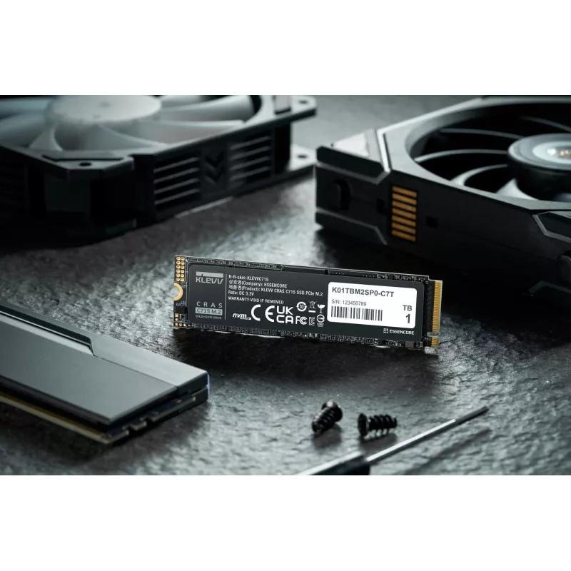 SSD-asema KLEVV 1 TB M.2 2280 PCIe Gen3 NVMe K01TBM2SP0-C7T