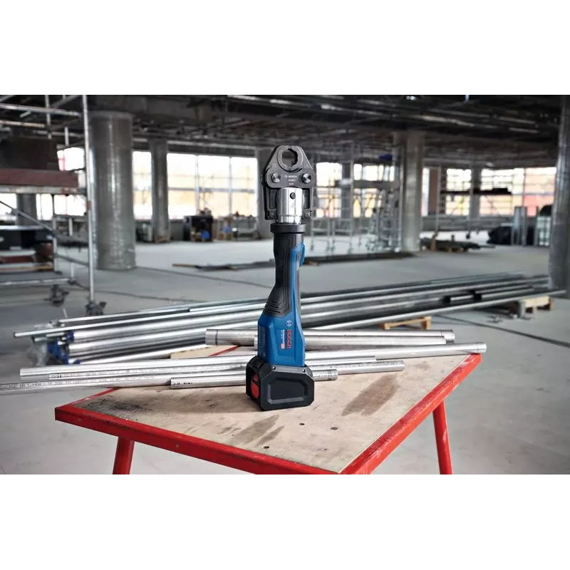 Bosch akkupuristustyökalu GPT 18V-32 putkiakkupuristin