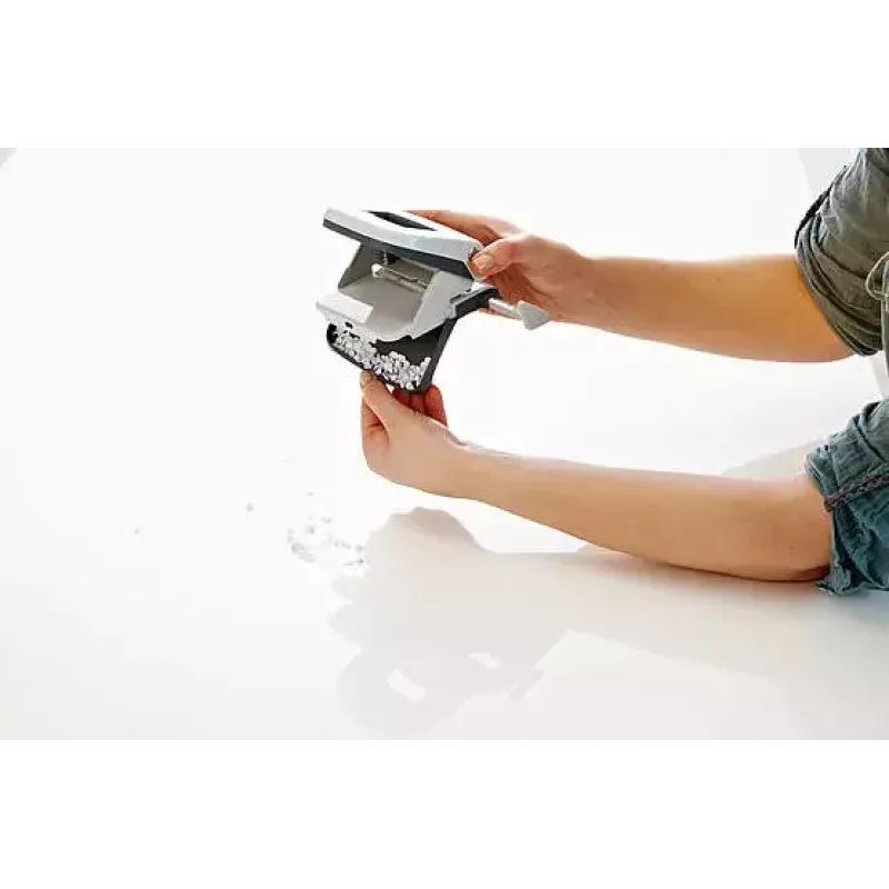 Rei'itin Novus E 225 musta