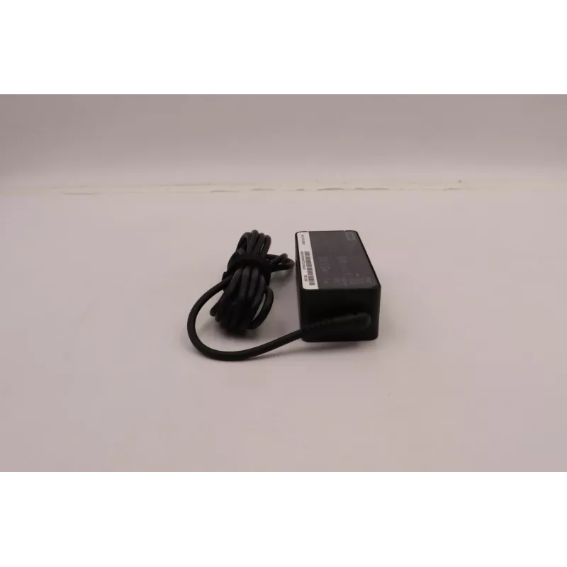 AC-sovitin Lenovo 45 W USB-C 5A10W86249 — 45-W-USB-C-virtalähde kannettaville ja laitteille