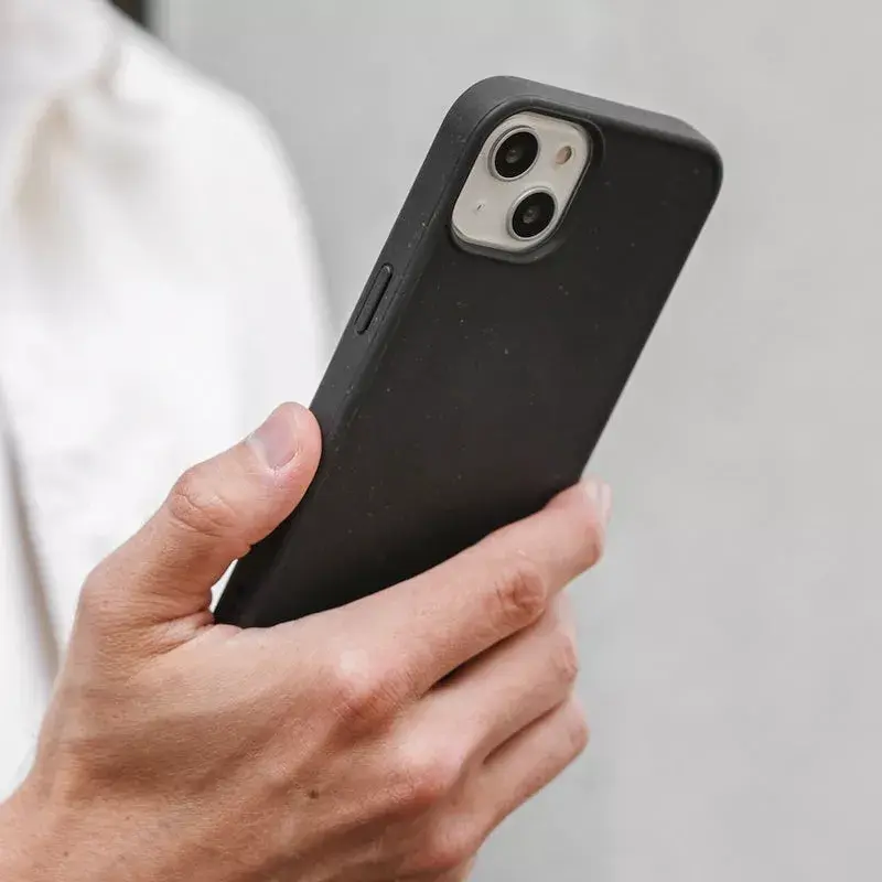 Woodcessories Bio Case puhelinkotelo kuori musta iPhone 14 Plus 17 cm