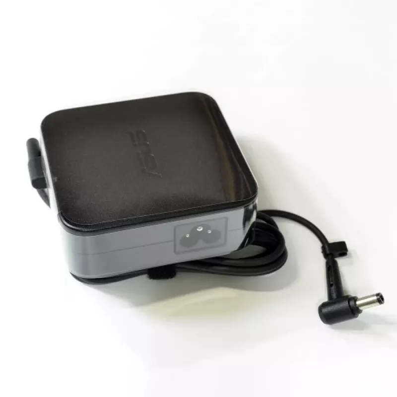 ASUS 0A001-00055100 virtalähde/laturi sisäkäyttöön 90 W musta