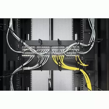 APC NetShelter kaapelinhallinta, pystysuuntainen kaapelinhallinta, renkaat, NetShelter 750 mm ja 800 mm leveille koteloille, 8 kpl sarja, 76 x 19 x 203 mm