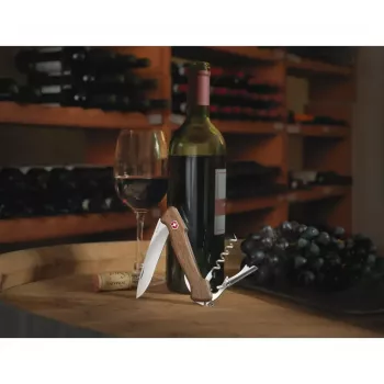 Monitoimityökaluveitsi Victorinox Wine Master