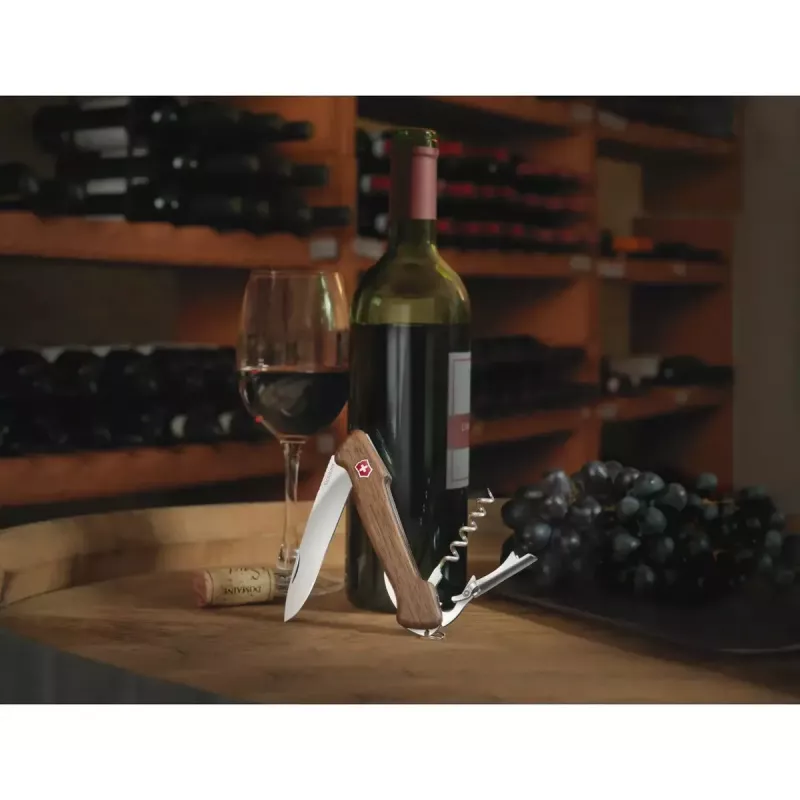 Monitoimityökaluveitsi Victorinox Wine Master