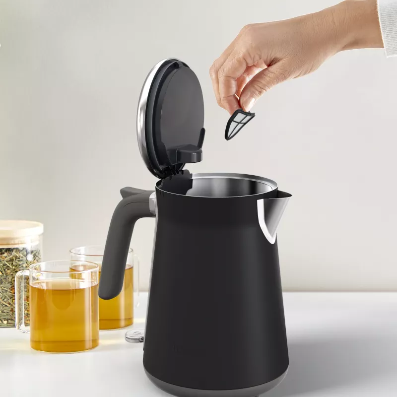 Vedenkeitin Tefal KI6668E0 — 1,7 l, 2400 W, ruostumaton teräskotelo, musta