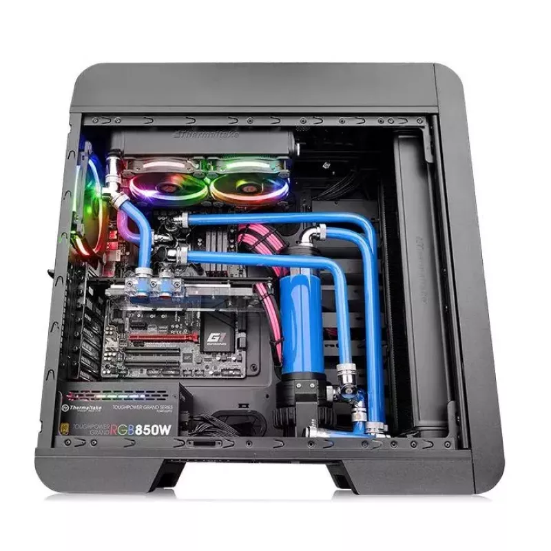 PC-kotelo Thermaltake Core V71 Full Tower musta