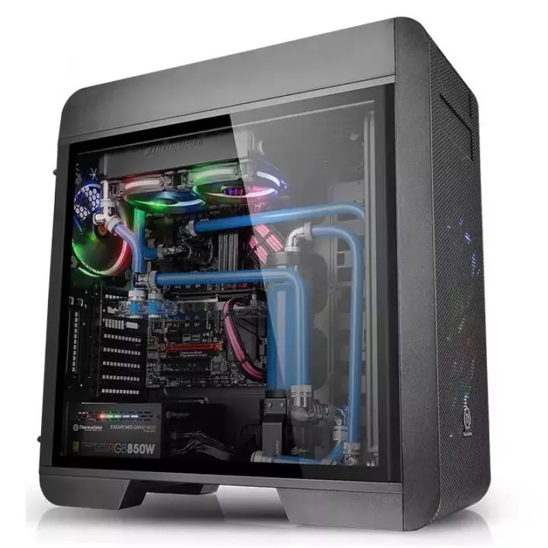 PC-kotelo Thermaltake Core V71 Full Tower musta
