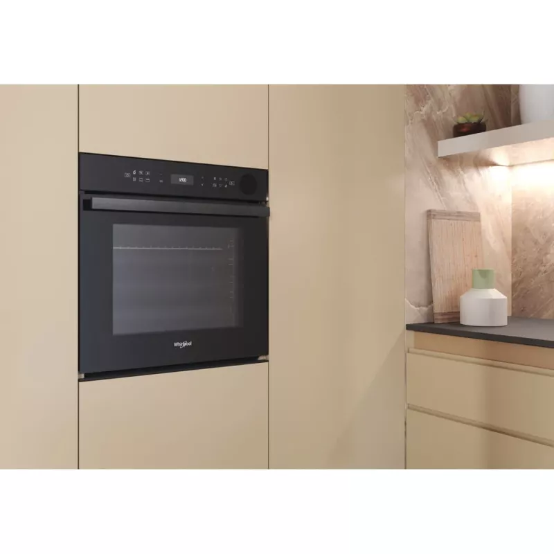 Whirlpool AKZ9S 8260 FB 73 L 3650 W musta
