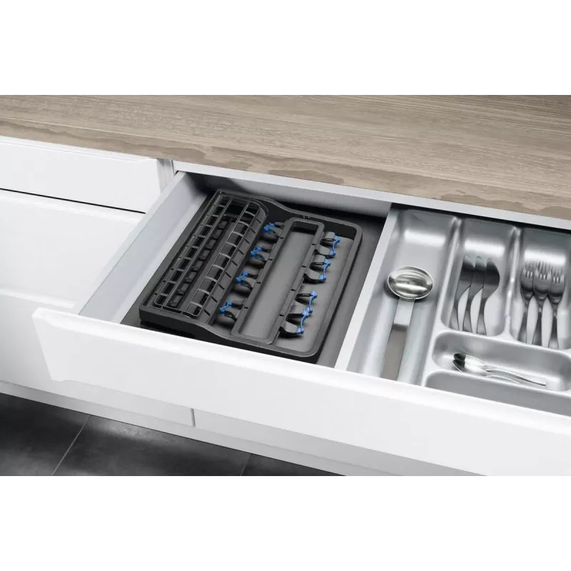 Viinilasiteline Electrolux 9029795540 — musta, 8 lasille, H260×B220×T330 mm