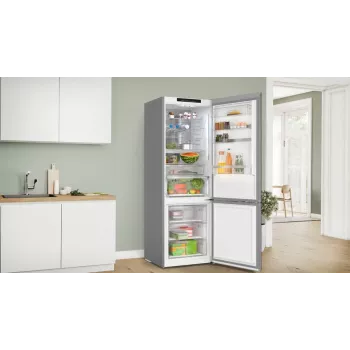 Bosch Serie 6 KGN49LBCF jää-pakastinyhdistelmä vapaasti seisova 440 L musta