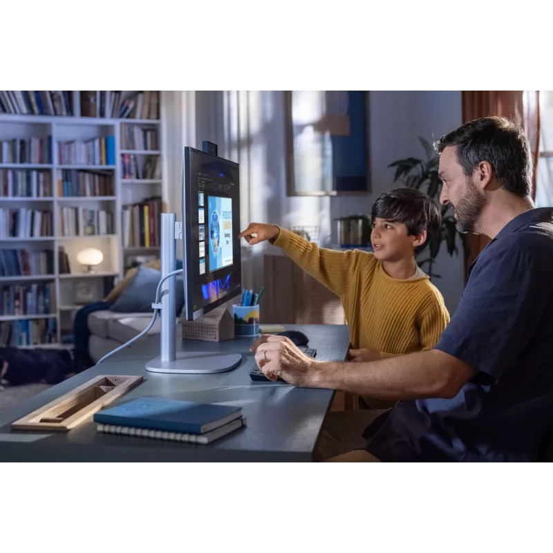 All-in-One-tietokone HP EliteStudio 8 AiO G1i Intel Core Ultra 5 16GB 512GB Intel Graphics Windows 11 Pro