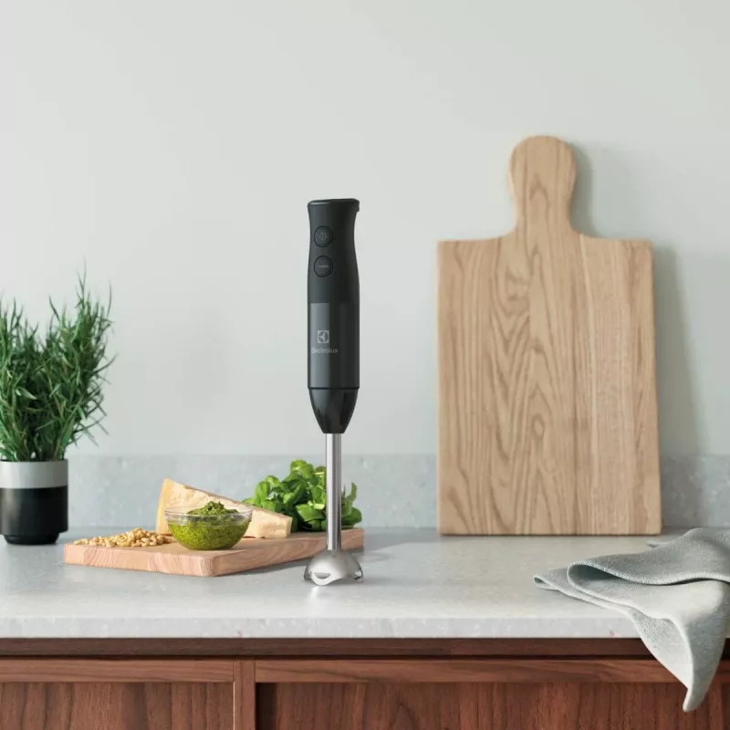 Electrolux E3HB1-4GG 0,6 l sauvasekoitin 400 W musta