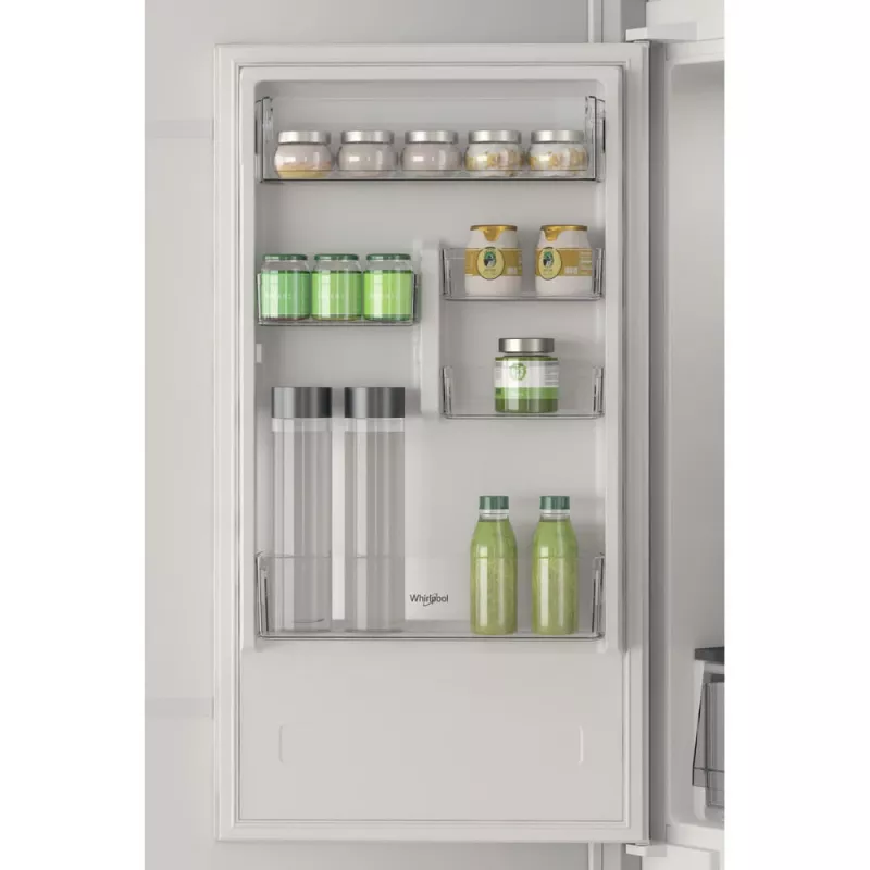 Whirlpool WHC18 T322 kalusteisiin asennettava jääkaappi 250 L