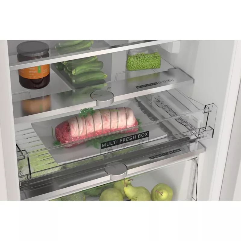 Whirlpool WHC18 T322 kalusteisiin asennettava jääkaappi 250 L