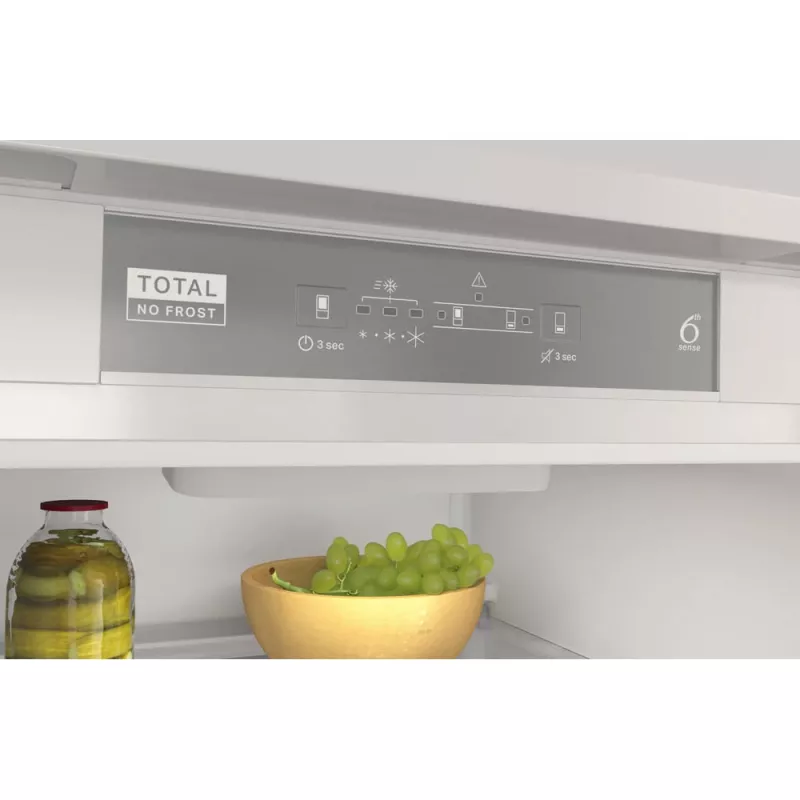 Whirlpool WHC18 T322 kalusteisiin asennettava jääkaappi 250 L