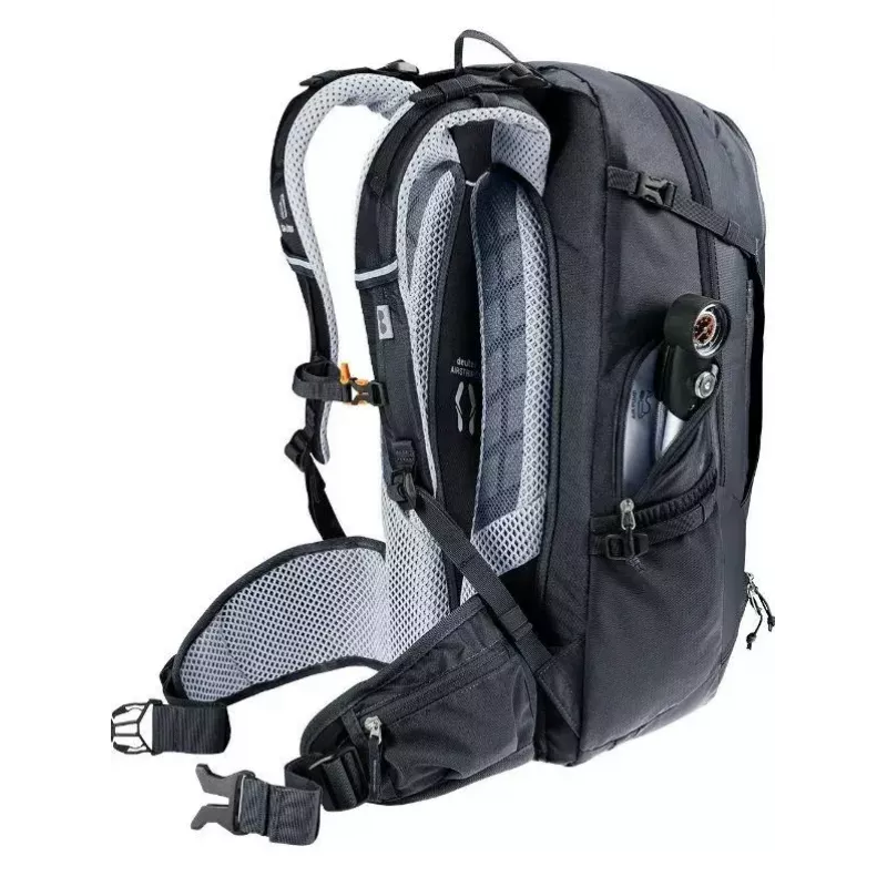 DEUTER Trans Alpine 30 reppu – 30L pyöräilyreppu, musta