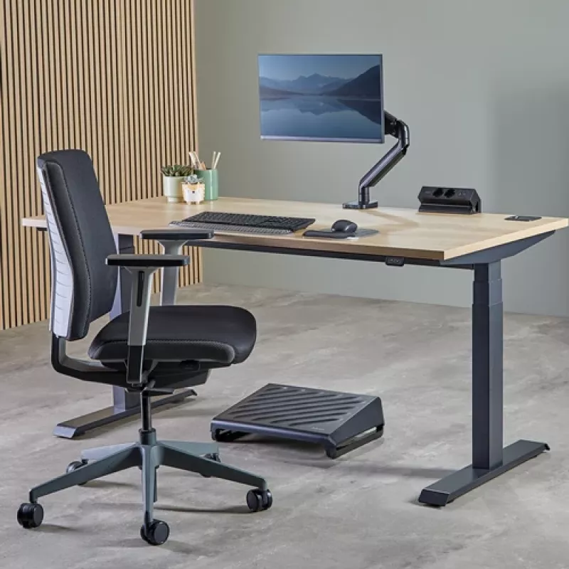 Fellowes 100137182 jatkojohto 2 m 2 AC-pistorasiaa sisäkäyttöön musta