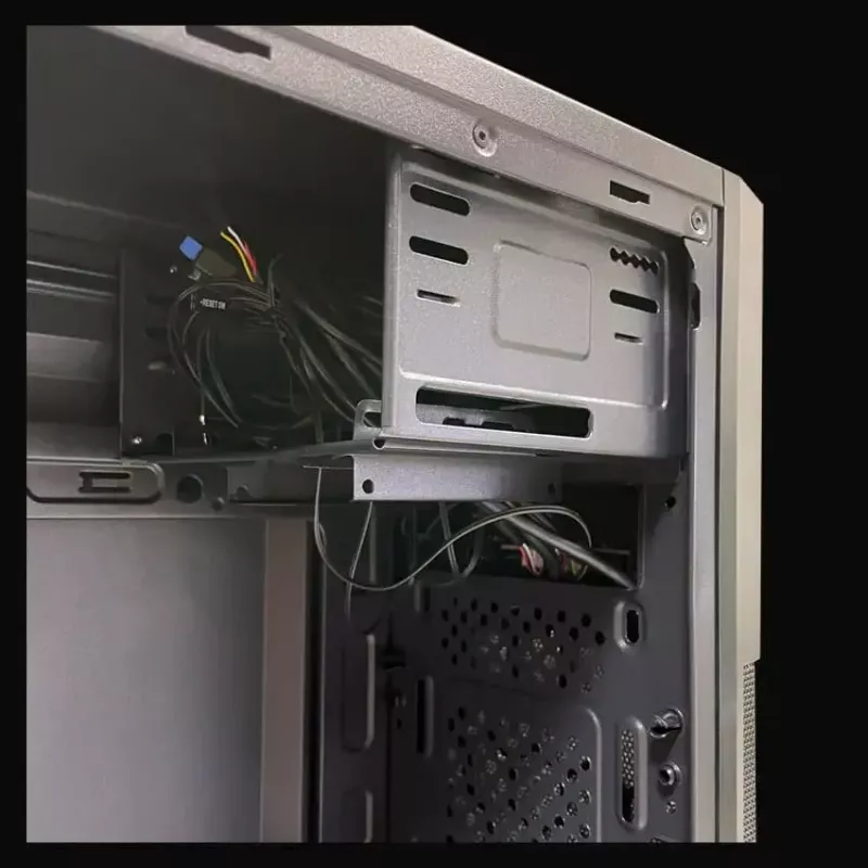 PC Micro Tower -kotelo LC-Power 2004MB-V3, Micro-ATX/Mini-ITX, musta, ylhäällä sijaitseva virtalähde, tukee 2×3,5