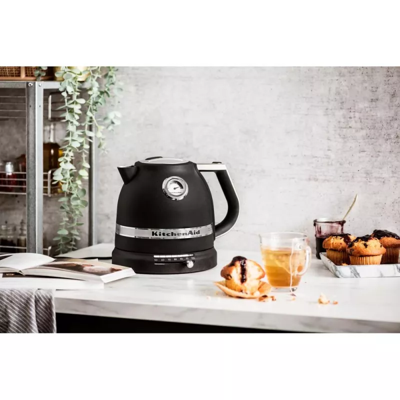 KitchenAid 5KEK1522EBK vedenkeitin 1,5 L 2400 W musta