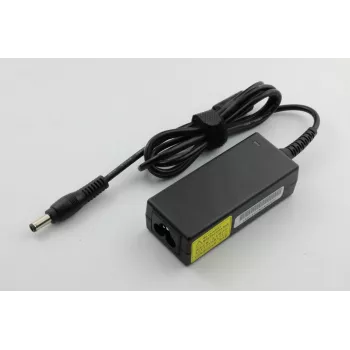 CoreParts MBA1300 laturi/invertteri sisäkäyttöön 40 W musta
