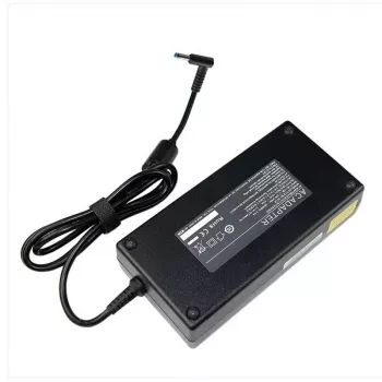 CoreParts MBXHP-AC0019 virtalähde/invertteri sisäkäyttöön 200 W musta