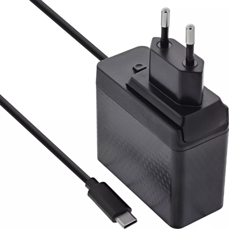 Mobiililaturi InLine 31516C — kompakti USB-verkko-adapteri älypuhelimien ja tablettien lataamiseen