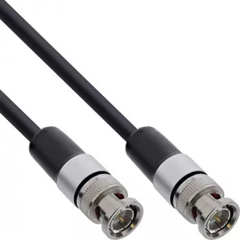 VGA-kaapeli InLine 10825S — InLine VGA-kaapeli malli 10825S, mitat 15×15 mm, paino 1,71 kg