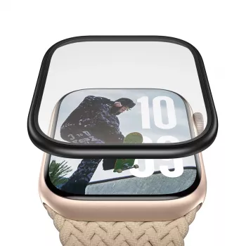 PanzerGlass näytönsuoja mustalla metallikehyksellä Apple Watchille, malli PG56329