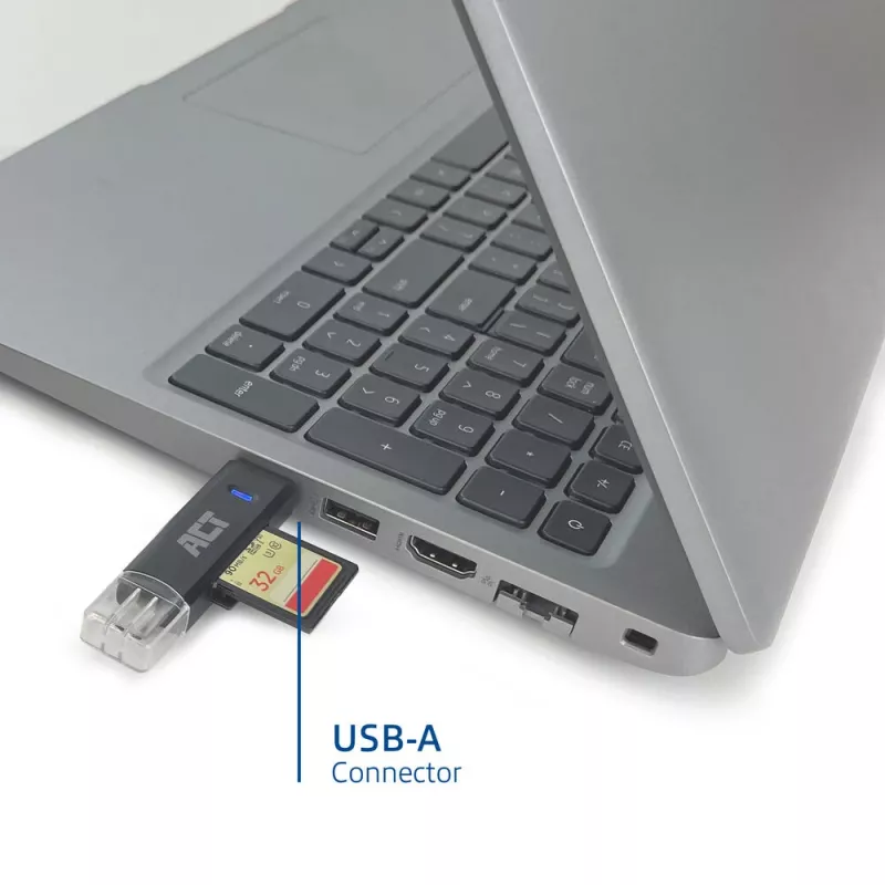 Kortinlukija ACT USB-C/USB-A 3.0 musta
