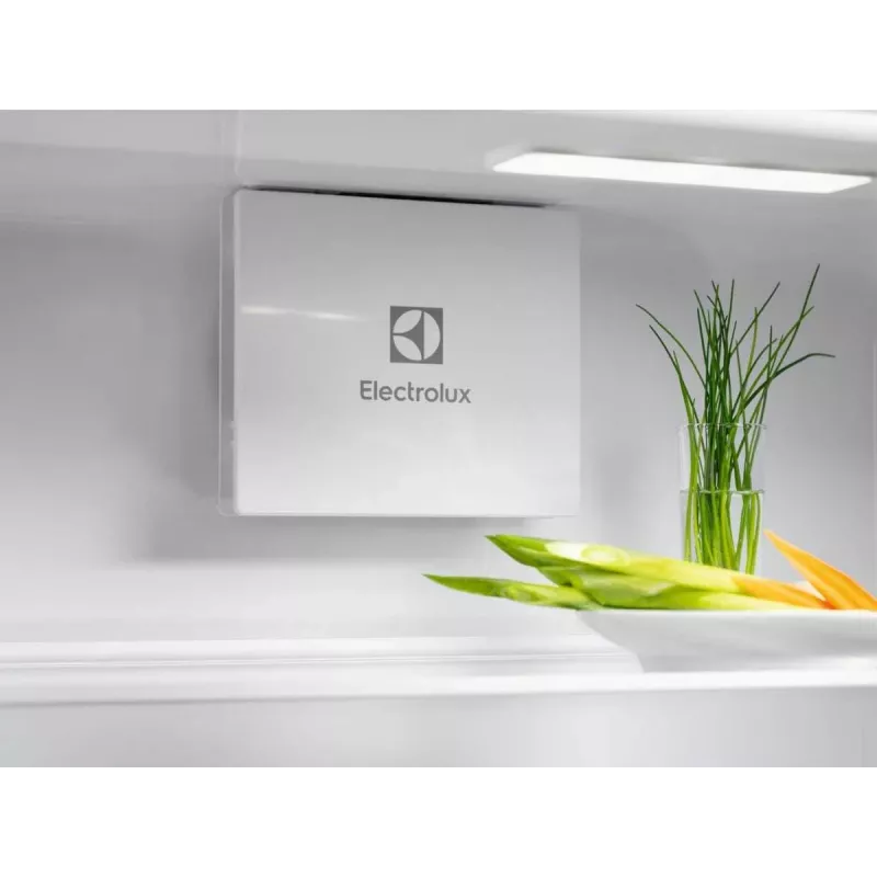 Kalusteisiin asennettava jääkaappi Electrolux LND5FE18S 269 L