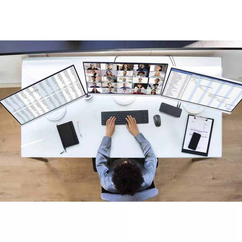Kensington SD4843P EQ USB-C 10Gbps Triple Video Driverless -telakka
