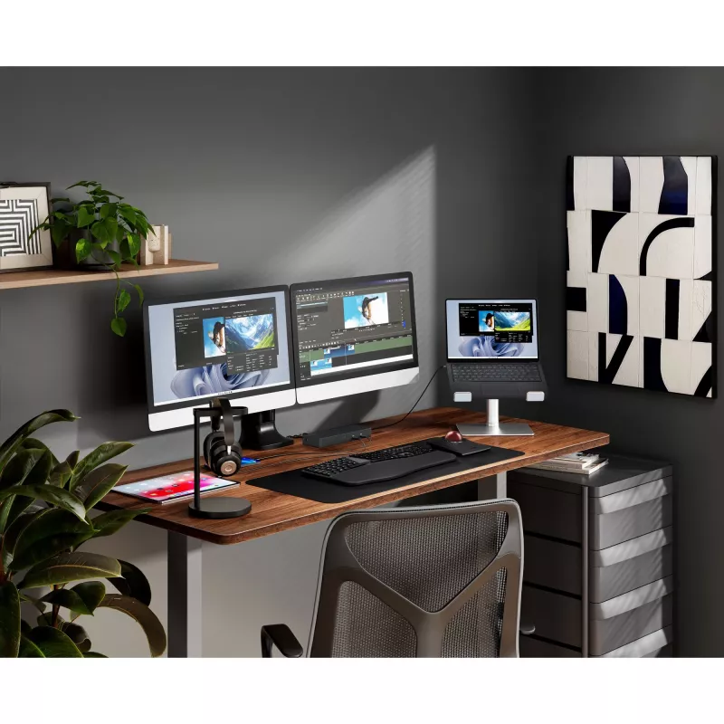 Kensington SD4843P EQ USB-C 10Gbps Triple Video Driverless -telakka