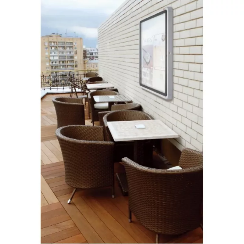Nobo Premium Plus Outdoor lukittava magneettinen ulkotaulu 4xA4