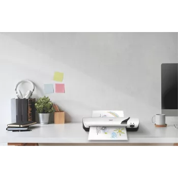GBC Inspire+ A4 laminointilaite, 24,1 cm, kuumalaminointilaite, 250 mm/min, 0,5 mm, A4, 100 µm