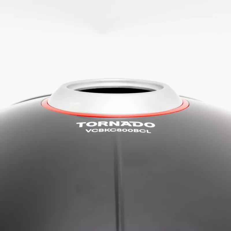 TORNADO VCBKC800BCL 800 W pölypussillinen lattiapölynimuri 8 m johto