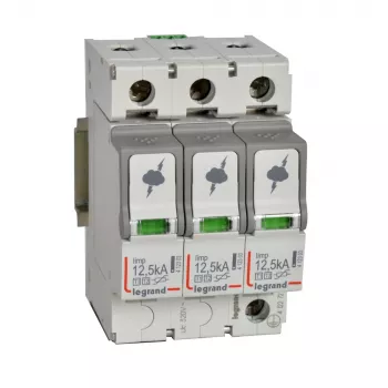 Legrand 412272 SPD ylijännitesuoja, tyyppi 1+2, 12,5 kA, 3P+FM, 3 moduulia