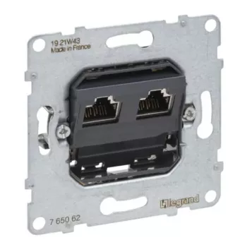 Legrand 765062 pistorasia 2 x RJ-45 musta