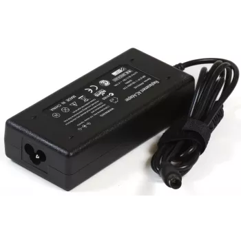 CoreParts MUXMBA-00019 virtalähde/invertteri sisäkäyttöön, 65 W, musta