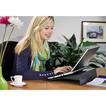 Hama 00053073 kannettavan tietokoneen teline musta 46,7 cm (18,4