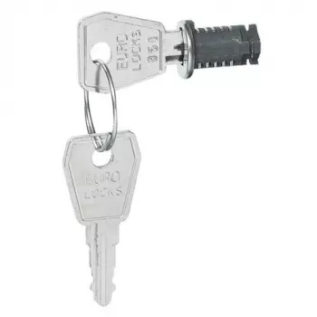 Legrand 001966 avainlukitus nro 850 Plexo-kotelolle