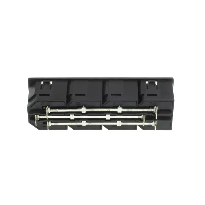 ACT C13 IEC Lock Net Entree (4 lähtöä) - musta, PA135015BK4