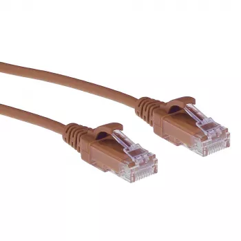 ACT ruskea 3 metriä LSZH U/UTP CAT6 Datacenter Slimline -verkkokaapeli lukituskielekkeen suojalla ja RJ45-liittimillä