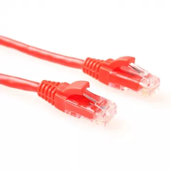 ACT punainen 7 metrin U/UTP CAT5E -verkkokaapeli komponenttitasolla RJ45-liittimillä