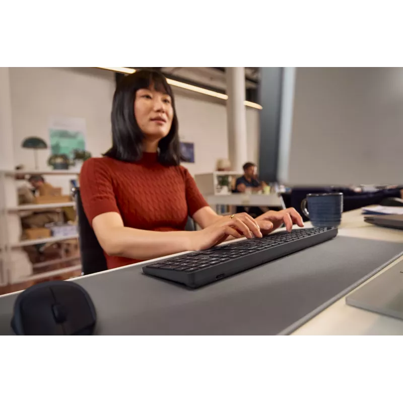 HP 490C Multi-Device Dual-Mode -näppäimistö- ja hiiriyhdistelmä, valkoinen