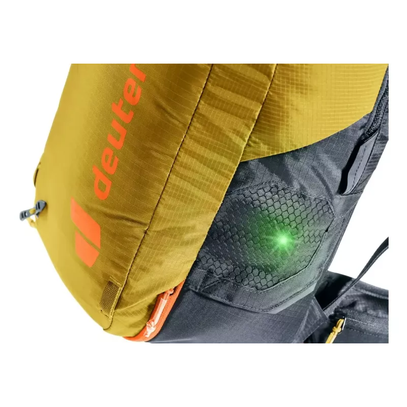 Lumivyöryreppu DEUTER Alproof Lite 22 – 22 L, kurkuma/musta, kevyt, luotettava
