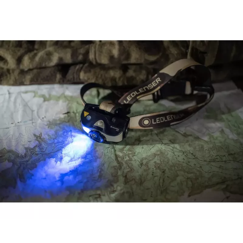 Käsitaskulamppu Ledlenser MH8 musta