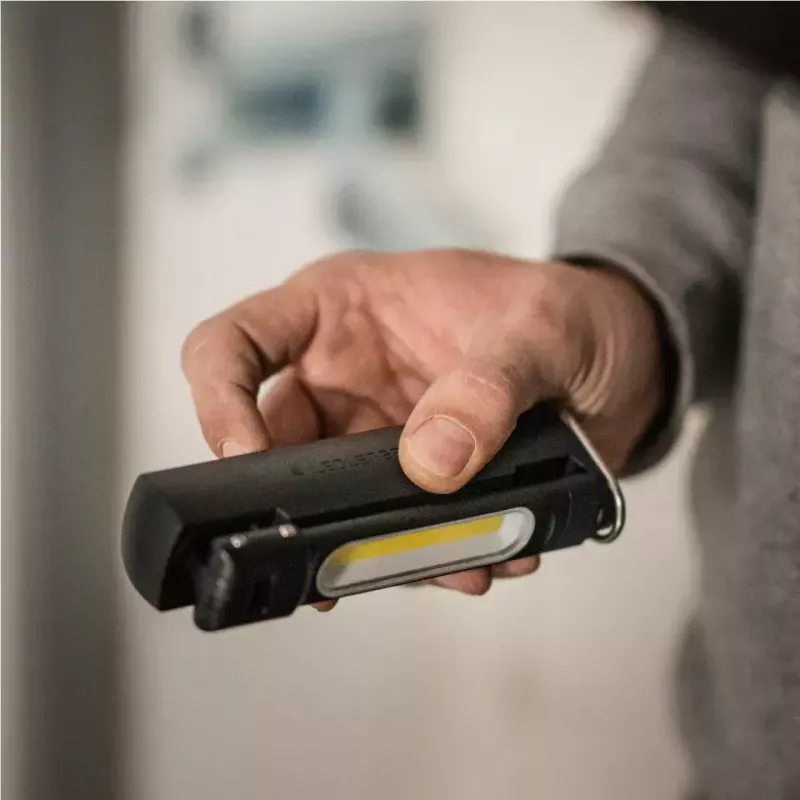 Käsityövalaisin Ledlenser 502736 12 W LED musta